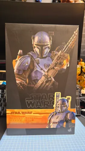 Hot Toys Heavy Infantry Paz Vizsla Mandalorian Star Wars