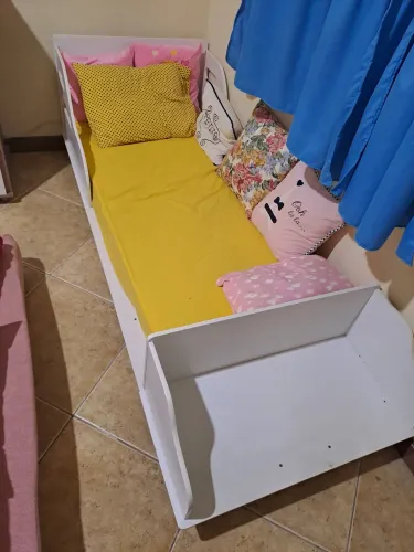Cama infantil com colchão