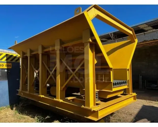 ITAÚNA MG - 2 UNIDADES ALIMENTADOR 4090 (NOVO) BASE MOLAS CAIXA SUPORTE MOTOR