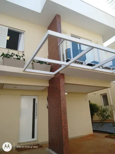 Casa à Venda com 4 dormitórios sendo 2 suítes em Condomínio no Loteamento Alphaville Campi