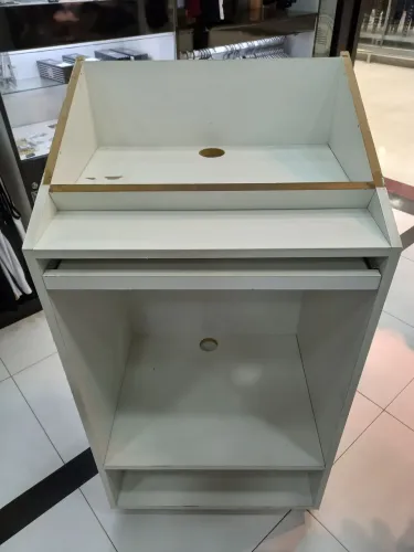 Rack para Computador e Impressora