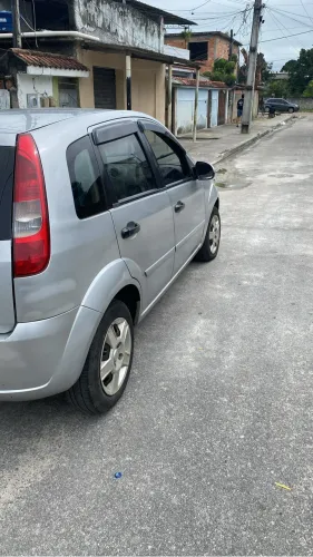 Ford Fiesta Class 1.6 8V 98cv 5P 2004
