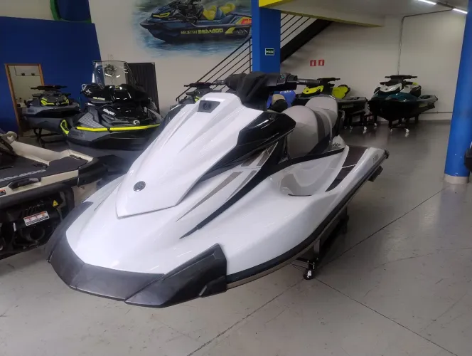 YAMAHA VX CRUISER 2015