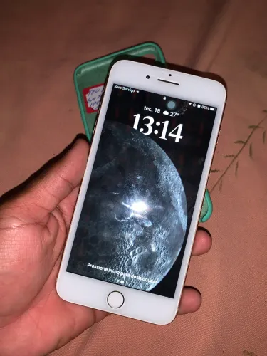 iPhone 8 Plus