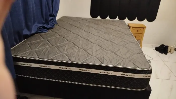 Cama Box de Casal com Colchão Umaflex Essencial com Eurotop e Molas Ensacadas