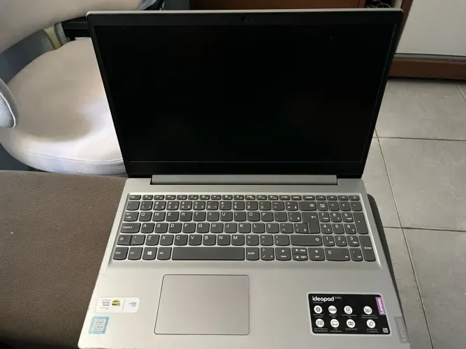 Notebook Lenovo IdeaPad S145 i5, 8GB RAM, SSD