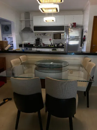 Mesa de Jantar com 6 Cadeiras