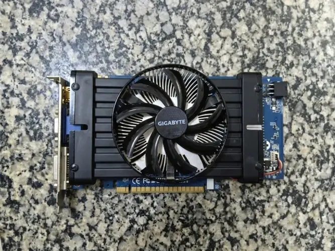GTX 550TI 1gb