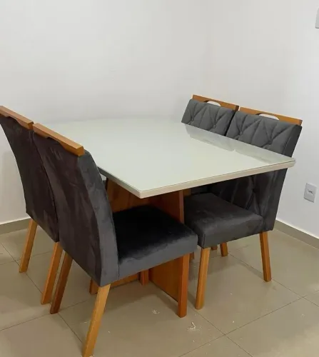 Mesa de Jantar Alice 120x90 com 4 Cadeiras