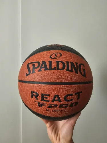 Bola de basquete Spalding TF 250 React