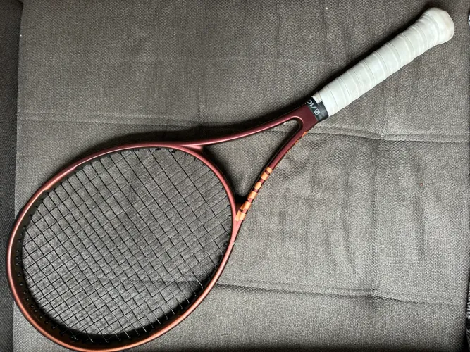 Raquete Pro Staff v14