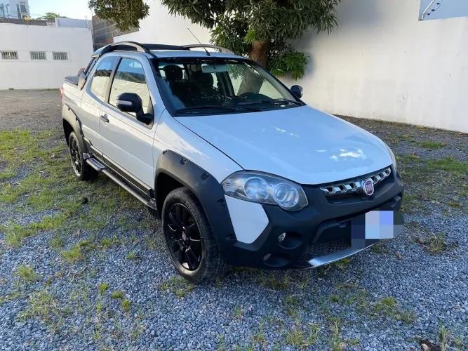 Fiat Strada Adventure1.8/ 1.8 Locker Flex CD 2015