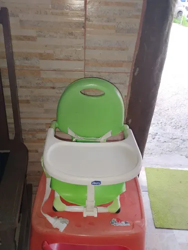 Cadeira alimentação chicco