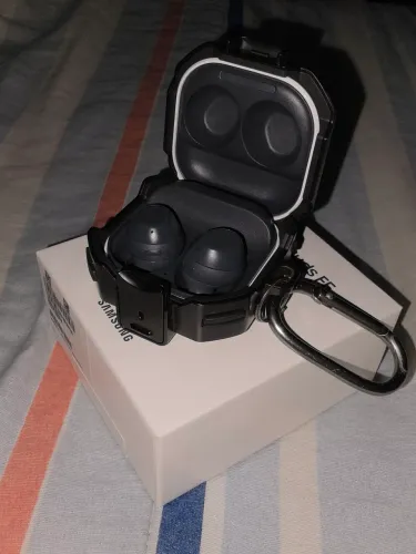 Fone Samsung Galaxy Buds FE com caixa