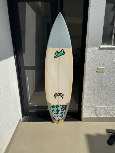 PRANCHA DE SURF LOST 5.11