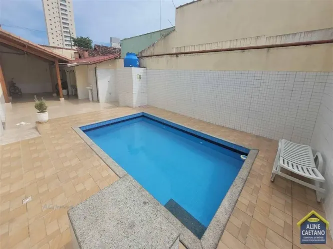 Sobrado de Condomínio 2 dorms no Maracanã - Praia Grande, SP