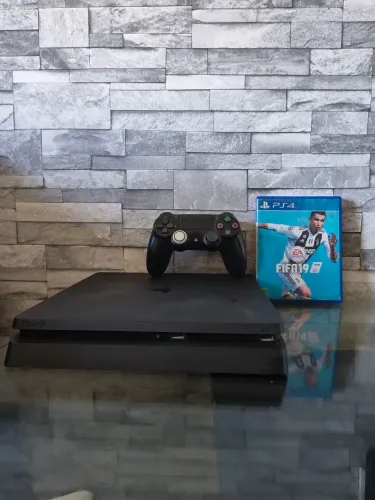 PS4 Slim