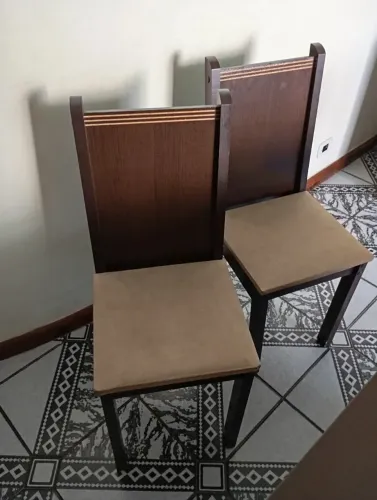 Mesa de jantar com 6 cadeiras