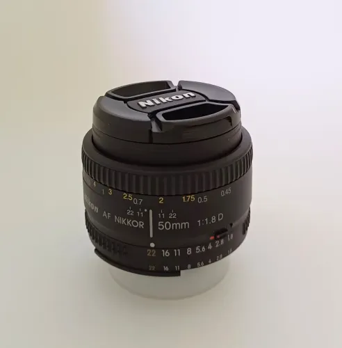 Nikon 50mm f/1.8D