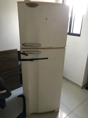 Geladeira pra conserto