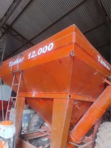 Bazuca para Grãos Jan Tanker 12000 Ano 2013