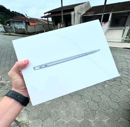 MacBook Air M1 256GB SSD 8GB Ram - Space gray / 1 ano de garantia