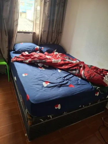 cama de casal com colchão, colchão com 3 meses de uso