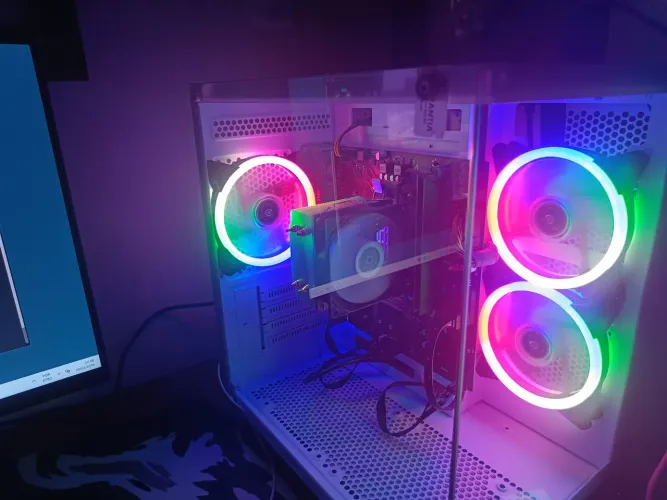 Pc gamer rizen 5600gt troco em ps5 