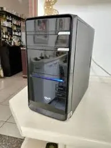 CPU i5 4570 16 GB de RAM HD de 250 gb