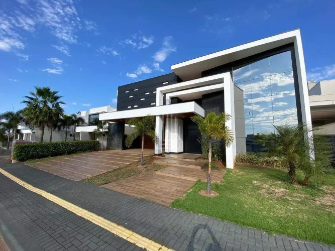 Casa à venda no Condomínio Ipê em Santa Terezinha de Itaipu.