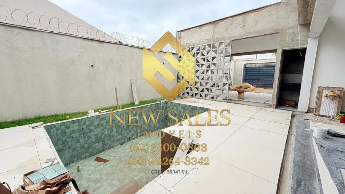 Casa- 4 suítes, 5 vagas, 248m², closet, piscina- Jardim Atlântico