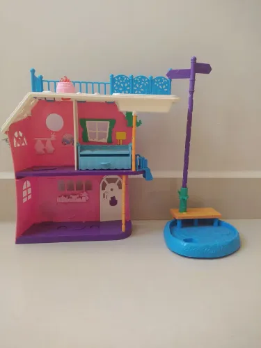 Casa no lago Polly Pocket