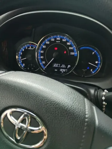 Toyota Yaris XL Sedan 1.5 Flex 16V 4P Aut. 2019