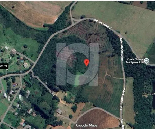 Terreno a venda em Lomba Grande