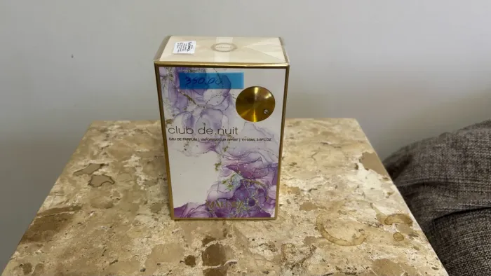 Perfume Feminino Club de Nuit Maleka