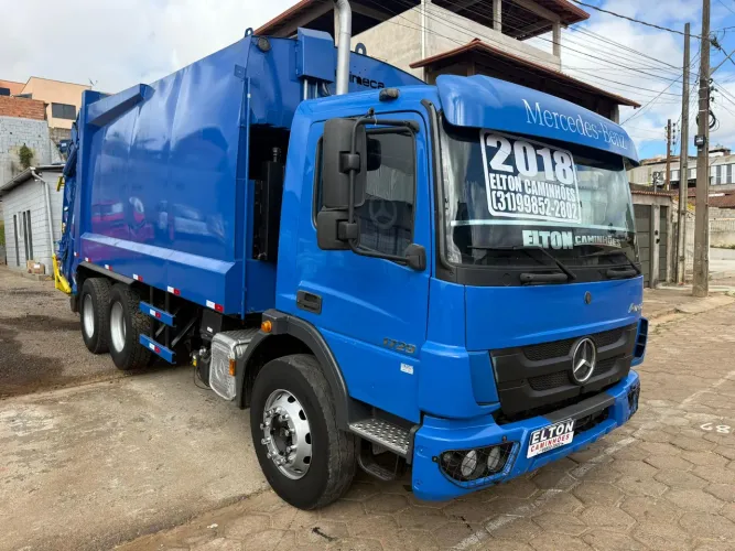 Caminhão compactador de lixo a venda Mercedes Benz atego 1729 