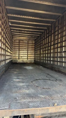 Baú com rampa de 16 Pallets