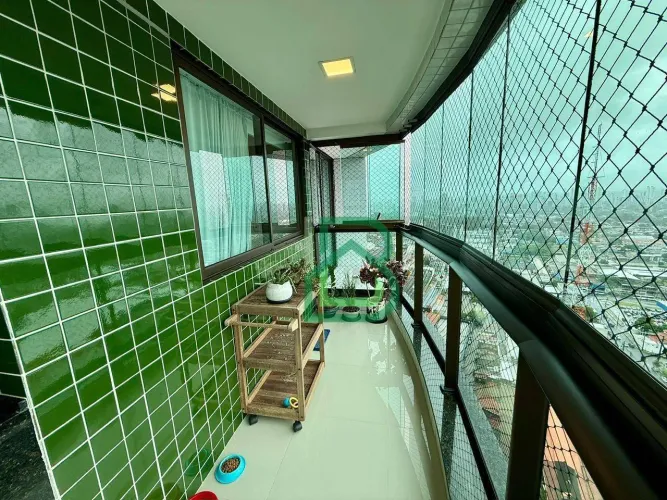 Apartamento na Rua da Aurora!