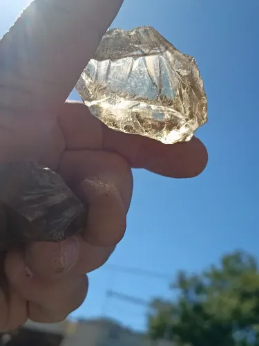Pedras de citrinho translucidas uma ágata pra colecionar ou lapidar. Lindas e ágata