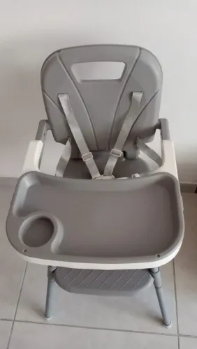 Cadeirinha de alimentação