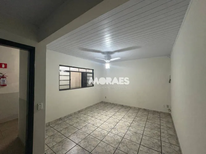 Apartamento com 3 quartos para alugar, 110 m² por R$ 1.750/mês - Vila Industrial - Bauru/S