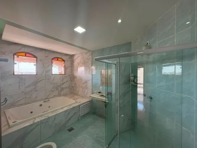 CASA PARA ALUGUEL | RESIDENCIAL OU COMERCIAL| 5 QUARTOS| 2 SUÍTES| SANTA MÔNICA