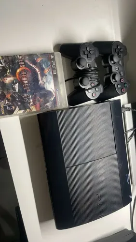 PS3 super slim com controle