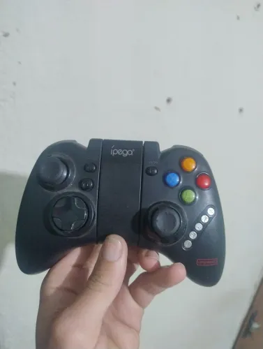 Ipega modelo PG- 9021 compatível com IOS, Android e PC