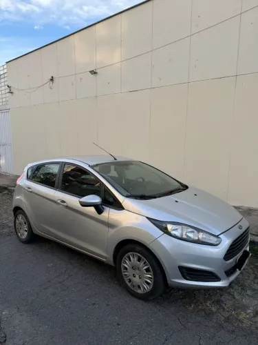 Ford Fiesta 1.5 16V Flex Mec. 5P 2015