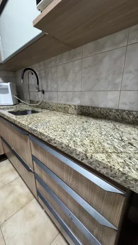 PEDRA COZINHA MAIS BANCADA