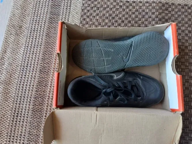 CHUTEIRA NIKE INFANTIL