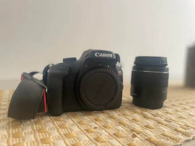 Câmera Cânon Rebel T100