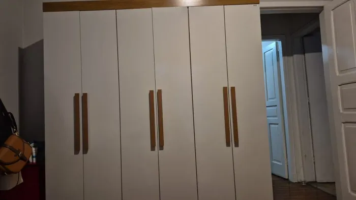 Guarda roupa 6 portas