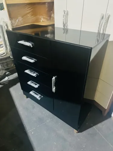 Cômoda com 5 gavetas / NOVO / entregamos